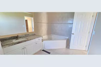 2311 NW 21st Pl, Cape Coral, FL 33993 - Photo 30