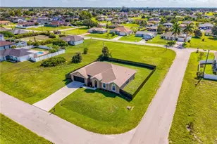 2001 NE 17th Ave, Cape Coral, FL 33909 - Photo 2