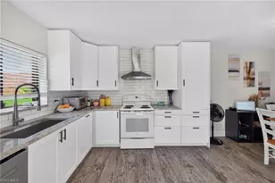 1448 Park Shore Cir, Fort Myers, FL 33901 - Photo 12