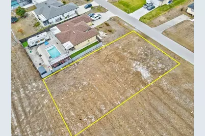 4607 6th St W, Lehigh Acres, FL 33971 - Photo 2