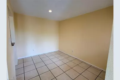 2905 Winkler Ave #719, Fort Myers, FL 33916 - Photo 6