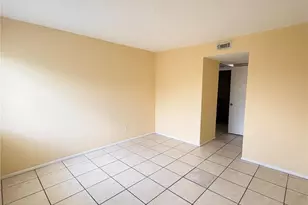 2905 Winkler Ave, Fort Myers, FL 33916 - Photo 8