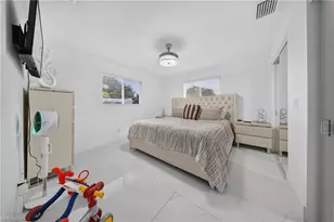 713 SE 43rd St, Cape Coral, FL 33904 - Photo 24
