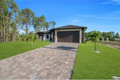 2813 40th St W, Lehigh Acres, FL 33971 - Photo 40