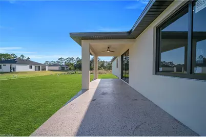 2813 40th St W, Lehigh Acres, FL 33971 - Photo 8