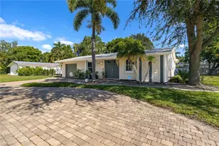 1223 Biltmore Dr, Fort Myers, FL 33901 - Photo 4