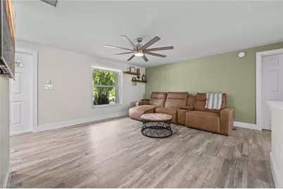 1223 Biltmore Dr, Fort Myers, FL 33901 - Photo 10