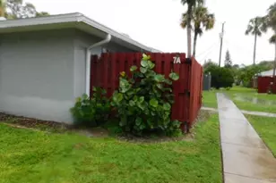 1165 Palm Ave, North Fort Myers, FL 33903 - Photo 4