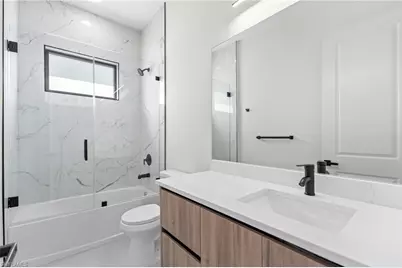 1516 NE 2nd Ter, Cape Coral, FL 33909 - Photo 28