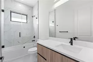 1516 NE 2nd Terrace, Cape Coral, FL 33909 - Photo 28