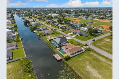 1516 NE 2nd Ter, Cape Coral, FL 33909 - Photo 42