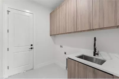 1516 NE 2nd Ter, Cape Coral, FL 33909 - Photo 26