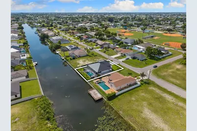 1516 NE 2nd Ter, Cape Coral, FL 33909 - Photo 46