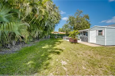 2912 Poinciana Dr, Naples, FL 34105 - Photo 42