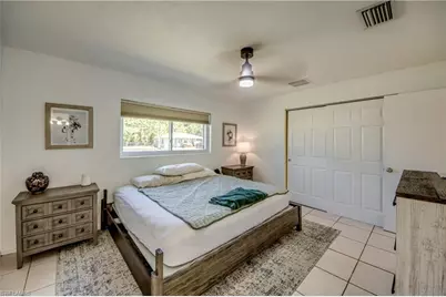 2912 Poinciana Dr, Naples, FL 34105 - Photo 20