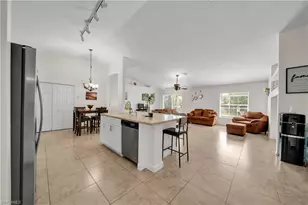 3818 SW 6th Pl, Cape Coral, FL 33914 - Photo 14