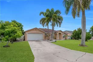 3818 SW 6th Pl, Cape Coral, FL 33914 - Photo 2