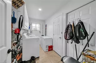 3818 SW 6th Pl, Cape Coral, FL 33914 - Photo 36