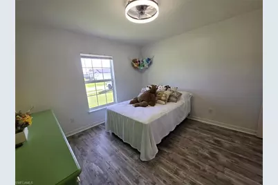 1812 SW 32nd St, Cape Coral, FL 33914 - Photo 10