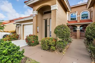 2535 Aspen Creek Ln, Naples, FL 34119 - Photo 8