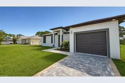 1607 Hazel Ave S, Lehigh Acres, FL 33976 - Photo 1