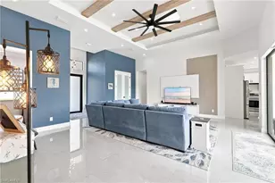 927 NE 13th Pl, Cape Coral, FL 33909 - Photo 6