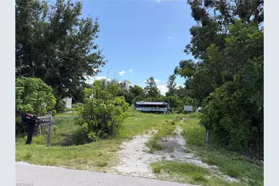 8125 Ebson Dr, North Fort Myers, FL 33917 - Photo 2
