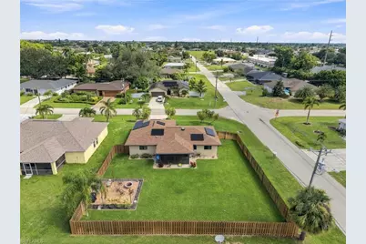 22 SW 13th Ter, Cape Coral, FL 33991 - Photo 36