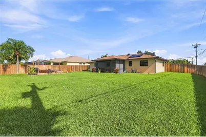 22 SW 13th Ter, Cape Coral, FL 33991 - Photo 30