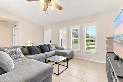 22 SW 13th Ter, Cape Coral, FL 33991 - Photo 8