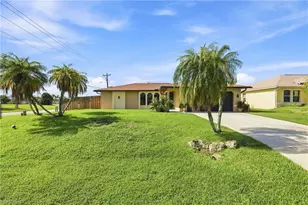 22 SW 13th Terrace, Cape Coral, FL 33991 - Photo 2