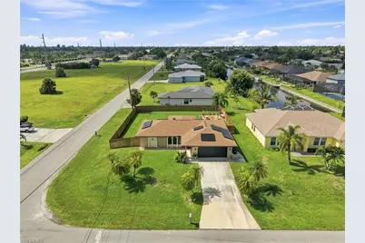 22 SW 13th Ter, Cape Coral, FL 33991 - Photo 34