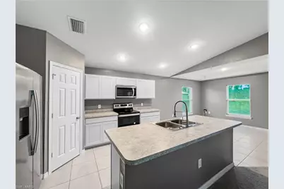 3107 35th St W, Lehigh Acres, FL 33971 - Photo 10