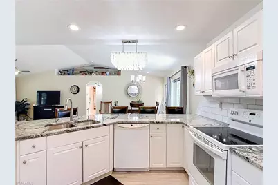 927 Franklin St E, Lehigh Acres, FL 33974 - Photo 26