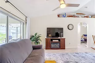 927 Franklin St E, Lehigh Acres, FL 33974 - Photo 18
