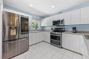 11402 Habersham Ct, North Fort Myers, FL 33917 - Photo 8
