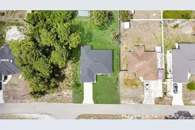 3210 30th St SW, Lehigh Acres, FL 33976 - Photo 40