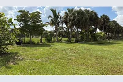 157 Shadow Lakes Dr, Lehigh Acres, FL 33974 - Photo 28