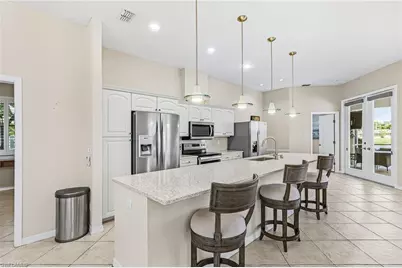 9860 Mainsail Ct, Fort Myers, FL 33919 - Photo 8