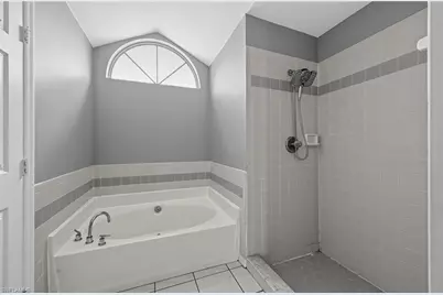 1325 SW 25th Ter, Cape Coral, FL 33914 - Photo 26