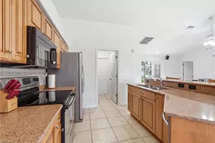 2408 SW 53rd St, Cape Coral, FL 33914 - Photo 16