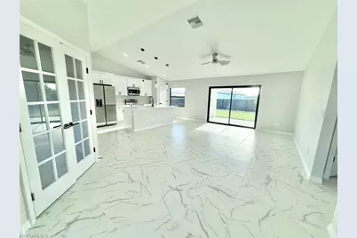 3006 NW Douglas Cir, Cape Coral, FL 33993 - Photo 4