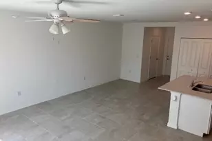 14309 Oviedo Pl, Fort Myers, FL 33905 - Photo 4