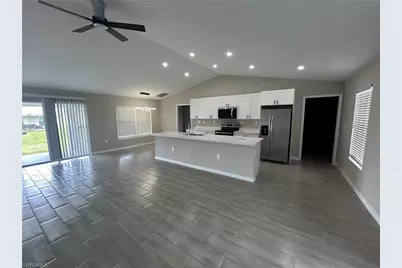2014 Kismet Pkwy W, Cape Coral, FL 33993 - Photo 2