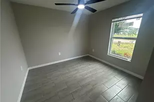 1017 NE 44th St, Cape Coral, FL 33909 - Photo 4