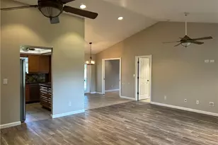 717 SE 10th Ave, Cape Coral, FL 33990 - Photo 2