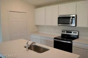 4205 NE 22nd Pl, Cape Coral, FL 33909 - Photo 2