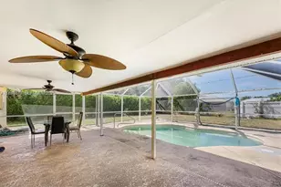 915 SE 20th St, Cape Coral, FL 33990 - Photo 16