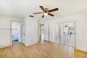 915 SE 20th St, Cape Coral, FL 33990 - Photo 12