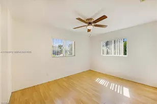 915 SE 20th St, Cape Coral, FL 33990 - Photo 14